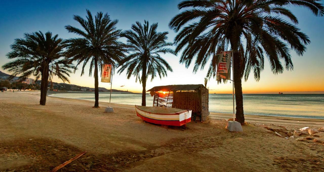 Malaga Beach Apartment エクステリア 写真